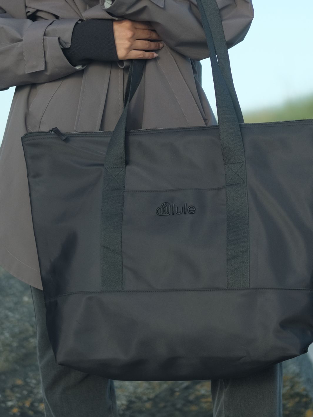 Lule Waterproof Zipped Shopper