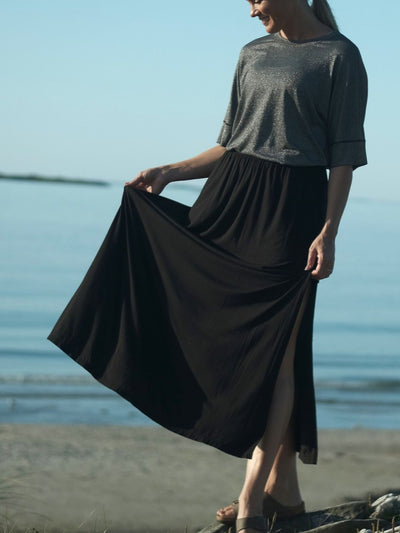 Flowy MAXI skirt Black