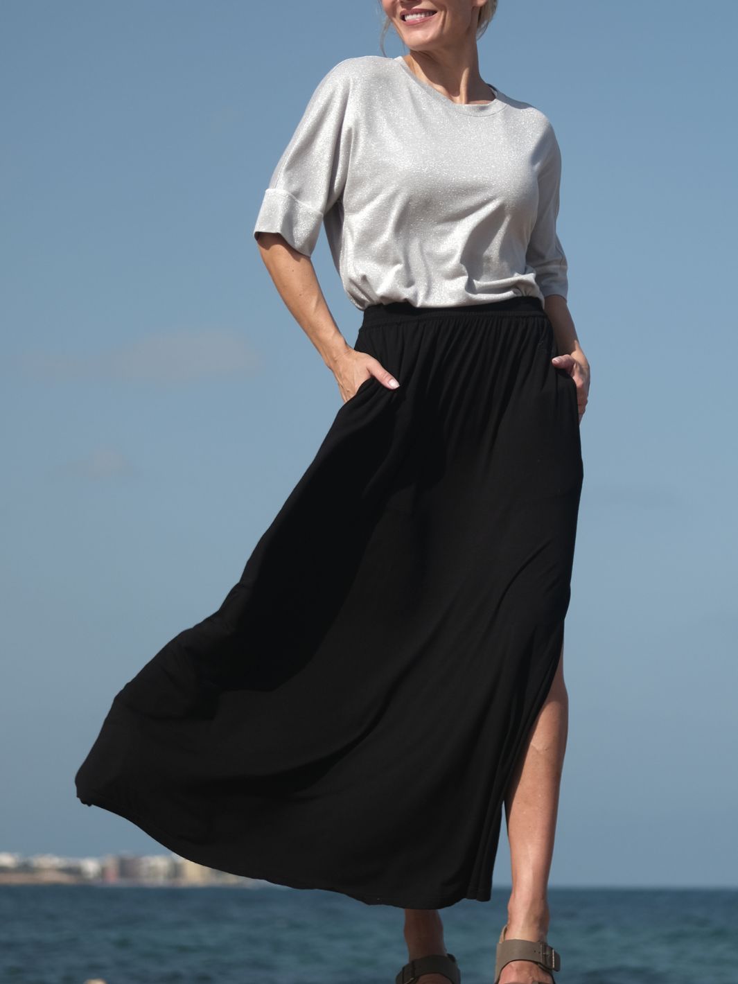 Flowy MAXI skirt Black