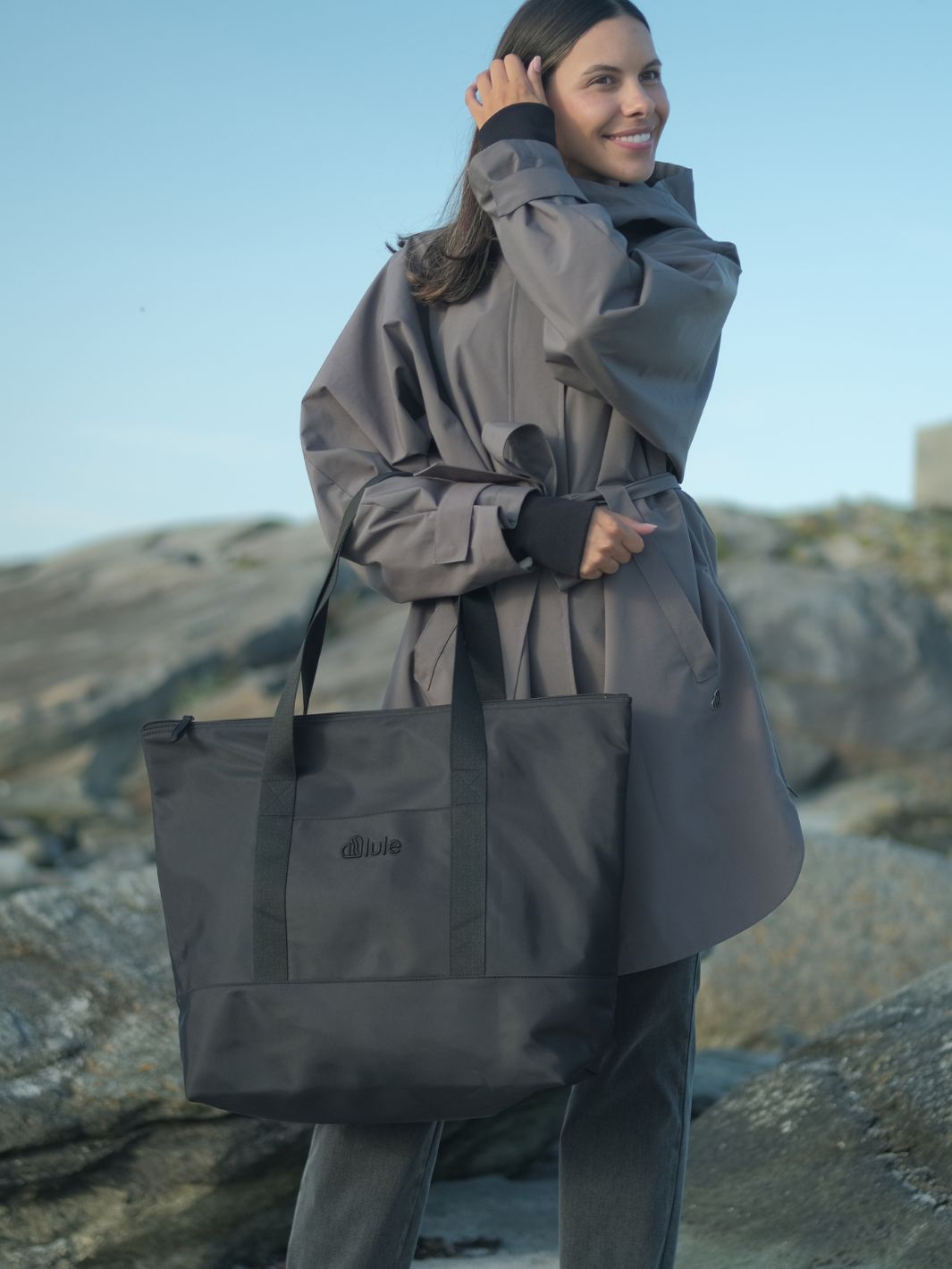 Lule Waterproof Zipped Shopper