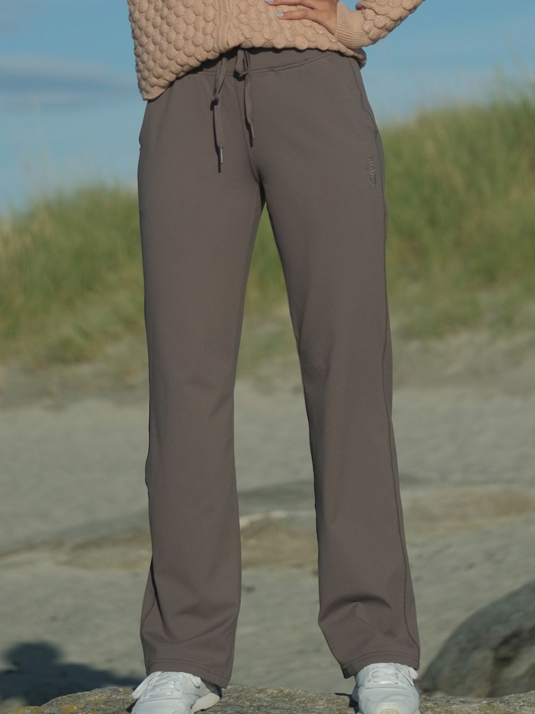 Easy Jogger Straight Coffee