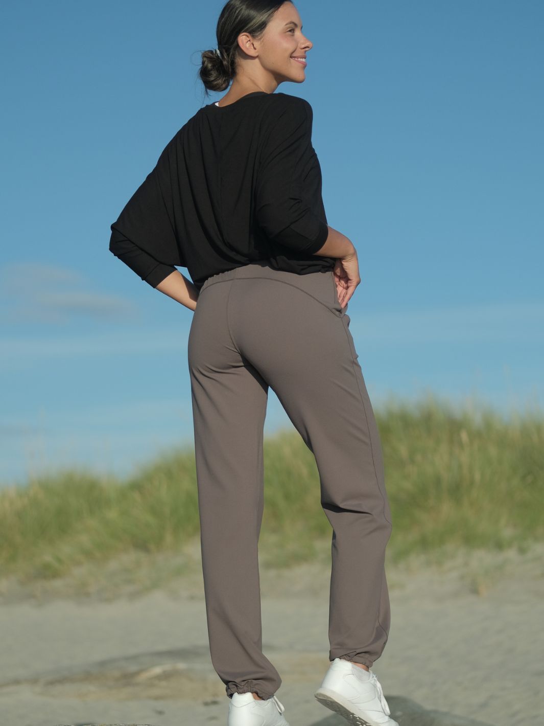 Easy Jogger Straight Coffee